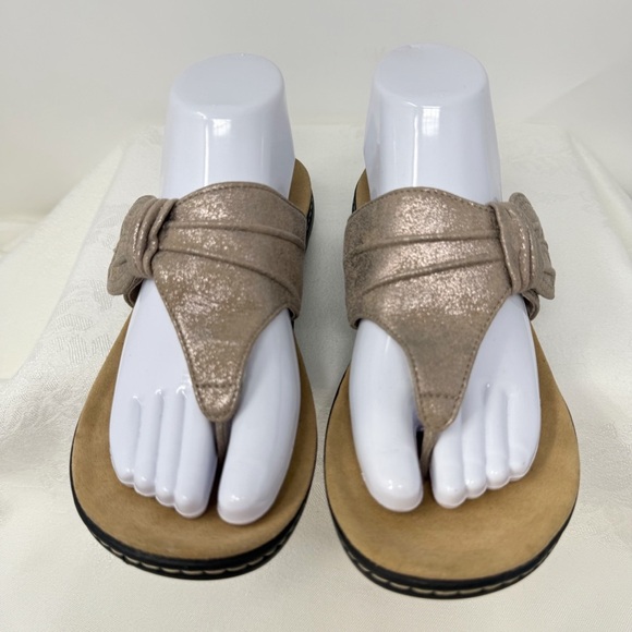Clarks Collection Laurieann Rae Sandals Women’s Size 8M Taupe Metallic Comfort - Picture 6 of 15